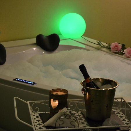 B&B Ravenna In Love Relax Conventello Εξωτερικό φωτογραφία